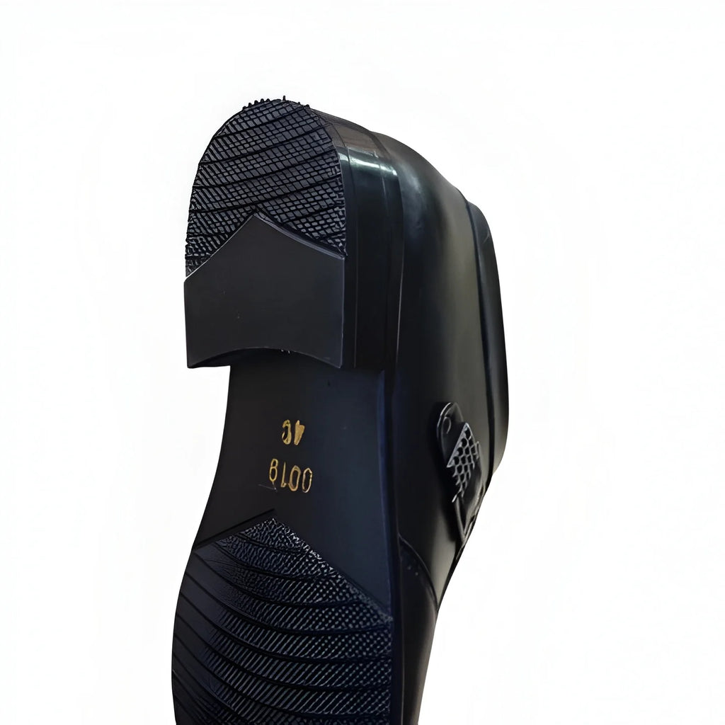 𝐀𝐔𝐑𝐀 𝐒𝐓𝐄𝐏𝐙 : 𝐃𝐨𝐧 𝐂𝐚𝐫𝐥𝐨𝐬 𝐒𝐡𝐨𝐞𝐬 𝐅𝐨𝐫 𝐌𝐞𝐧.