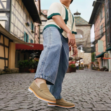 𝐀𝐔𝐑𝐀 𝐒𝐓𝐄𝐏𝐙: 𝐋𝐨𝐨𝐟𝐞𝐫𝐬 𝐒𝐡𝐨𝐞𝐬 𝐒𝐤𝐢𝐧.